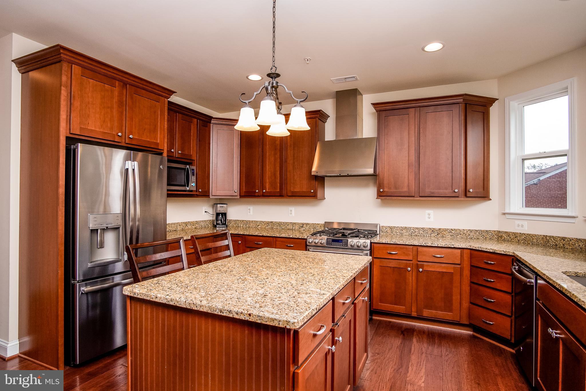 10451 Scaggsville Road Laurel, MD 20723 - Photo 13 of 48 Kitchen (alt view)