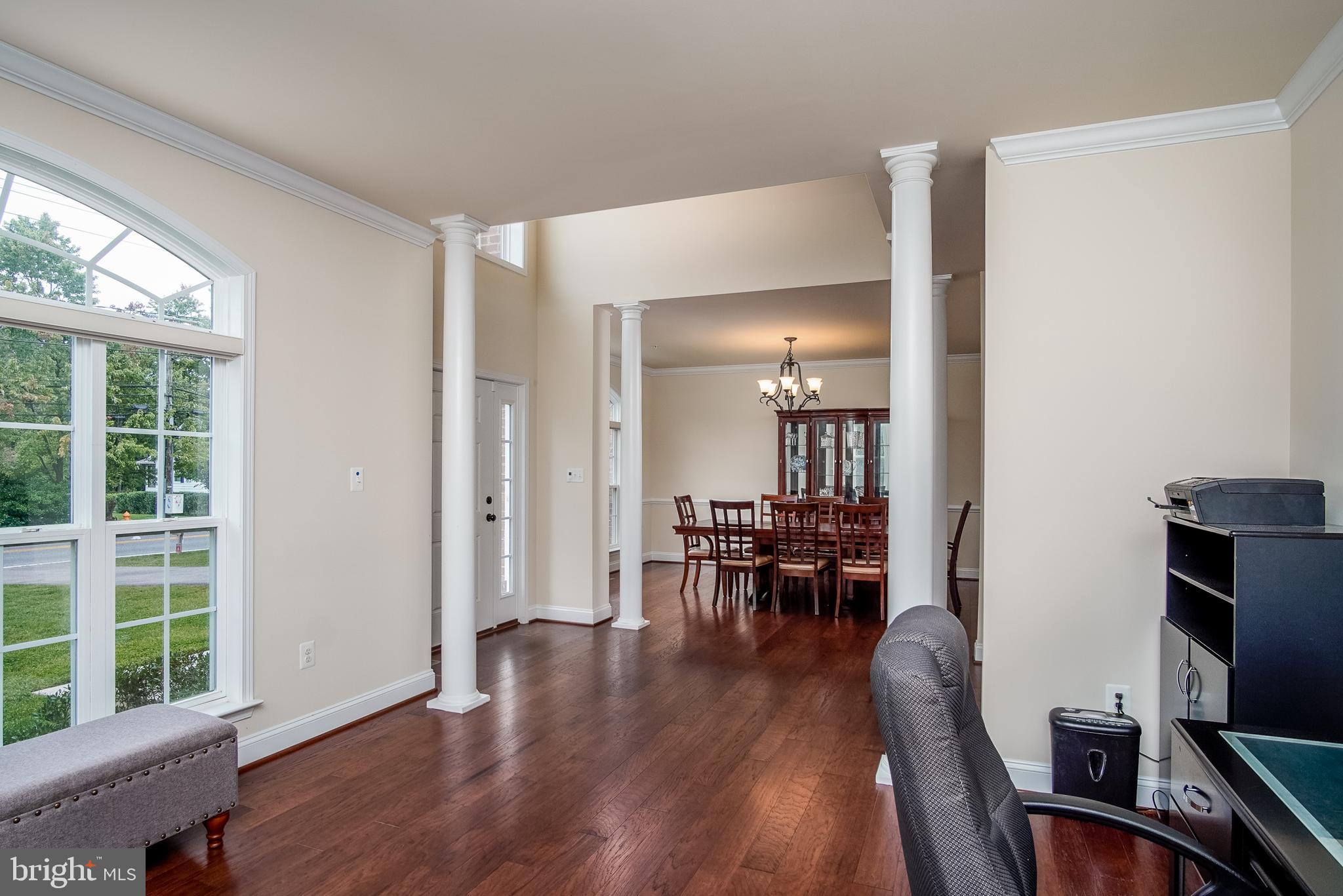 10451 Scaggsville Road Laurel, MD 20723 - Photo 7 of 48 Living Room (alt view)