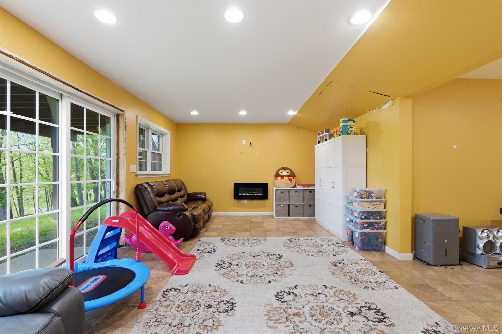 105 Hempstead Road Spring Valley, NY 10977 - Photo 36 of 40