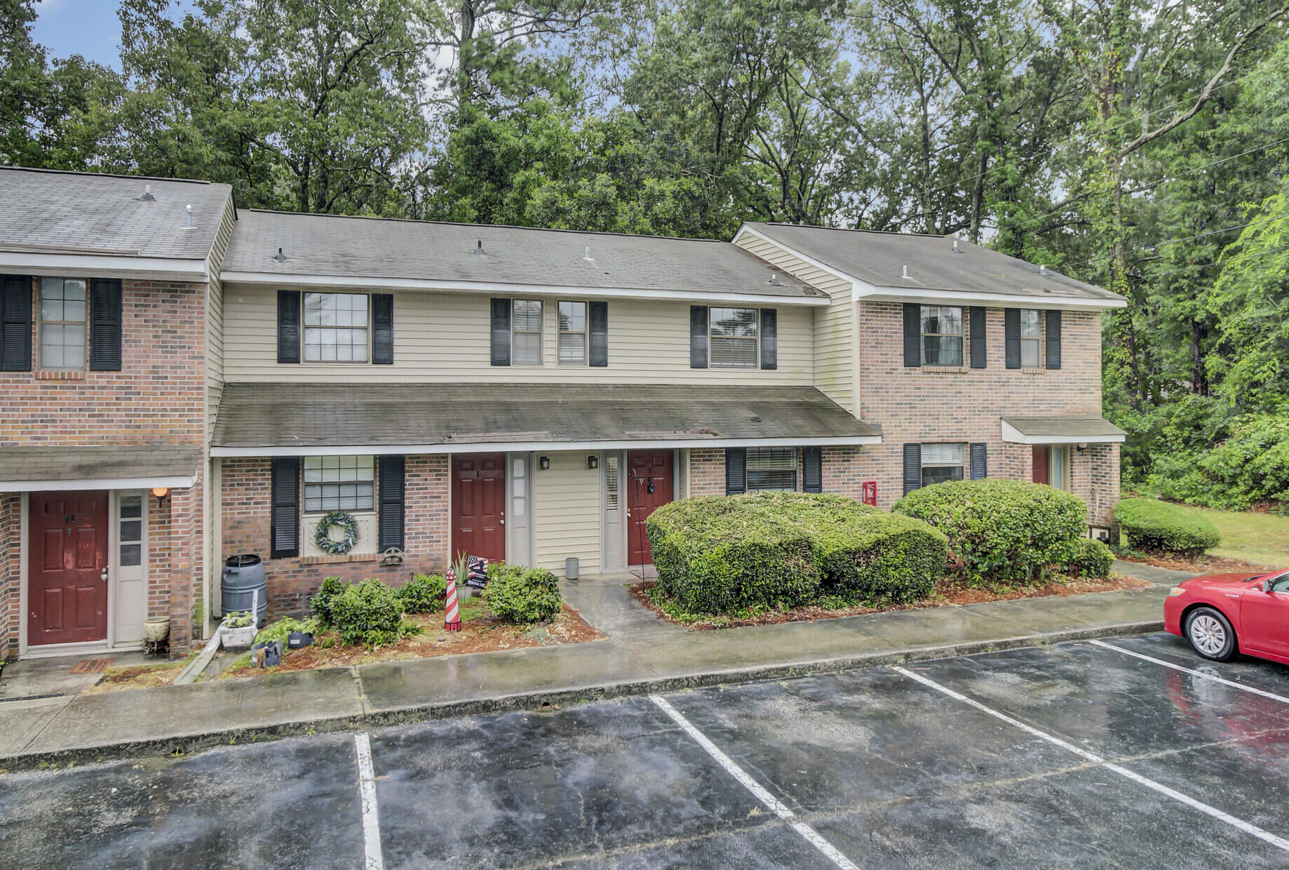 2362 Parsonage Road, Unit 13J Charleston, SC 29414 - Photo 2 of 19 Front of the Building