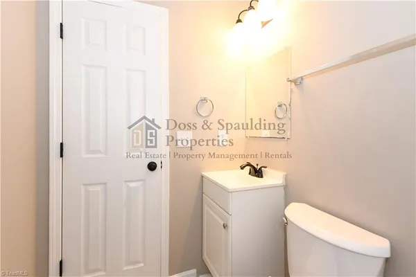 $1,155 | 2509 Pinnix Street, Unit B, Greensboro, NC 27405