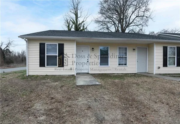 $1,155 | 2509 Pinnix Street, Unit B, Greensboro, NC 27405