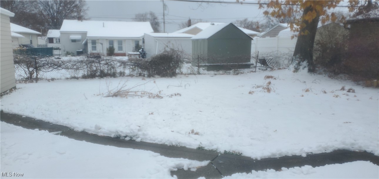 30151 Regent Road Wickliffe, OH 44092 - Photo 15 of 17 View of yard