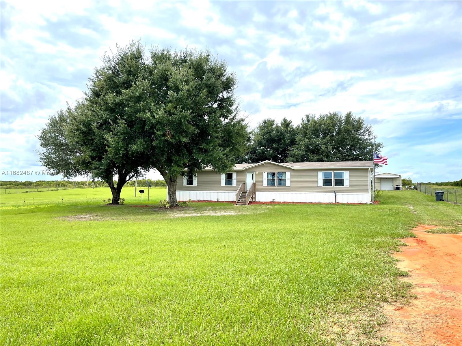 2526 North Cook Road Babson Park, FL 33827 - Photo 1 of 40 Gallery Image 1