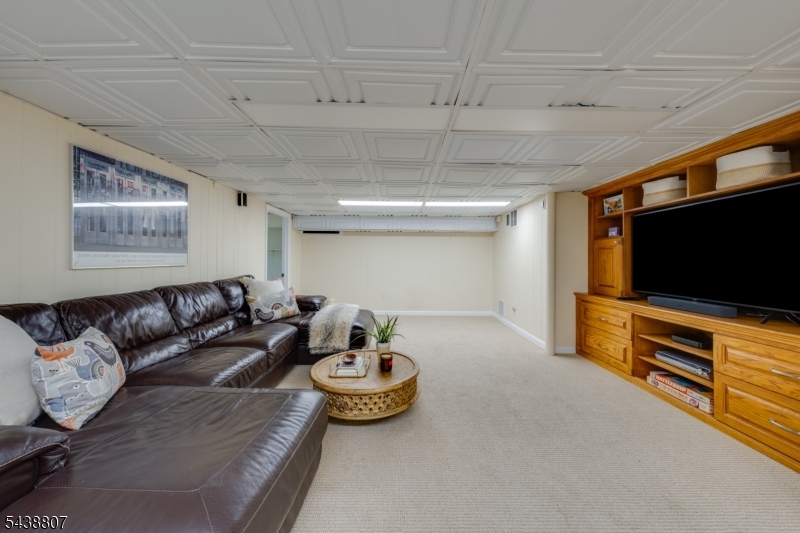 57 Woodland Road Short Hills, NJ 07078 - Photo 29 of 42