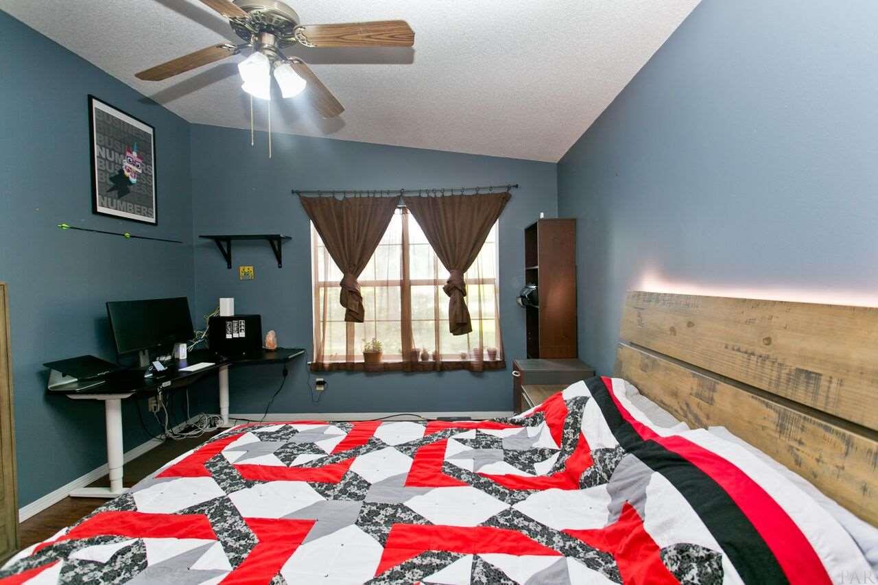 1341 Fairchild Street Pensacola, FL 32504 - Photo 16 of 28