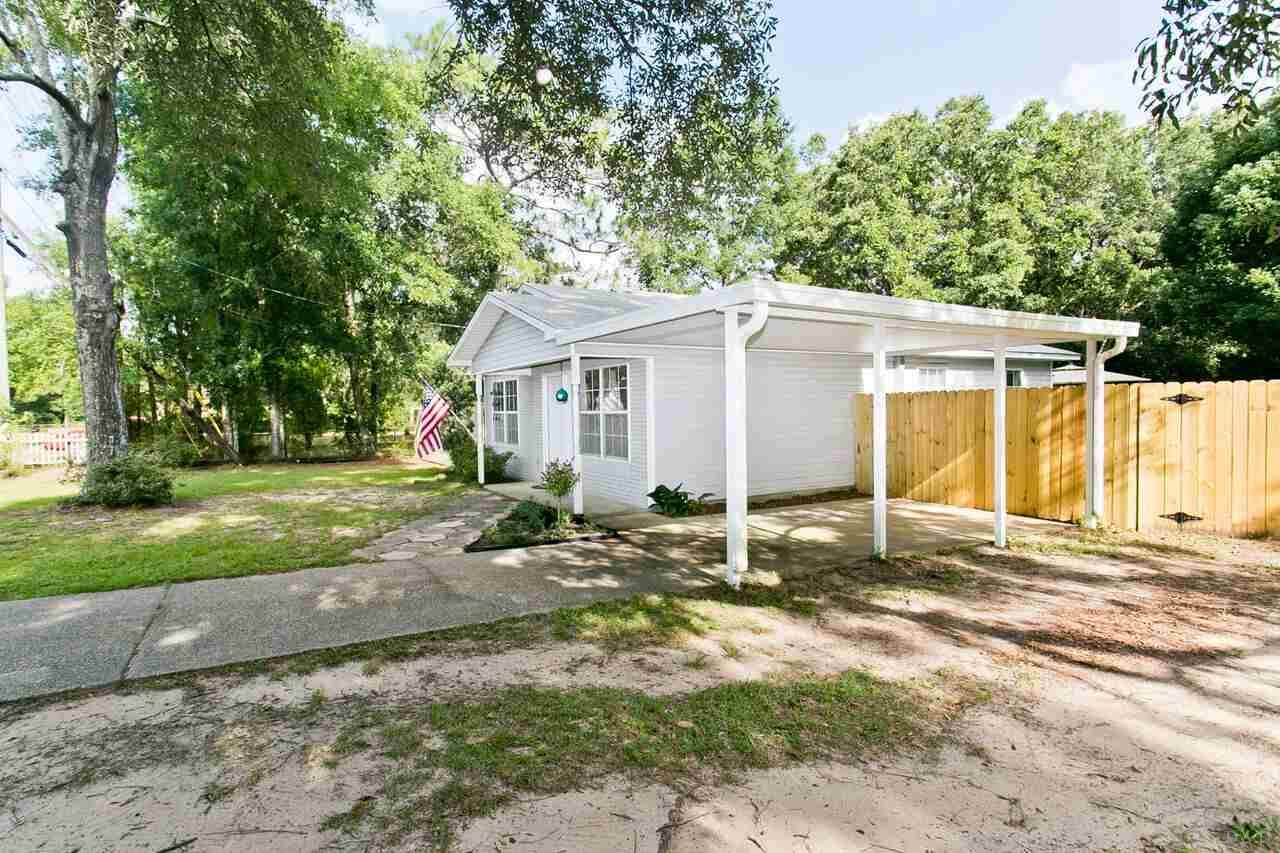 1341 Fairchild Street Pensacola, FL 32504 - Photo 4 of 28
