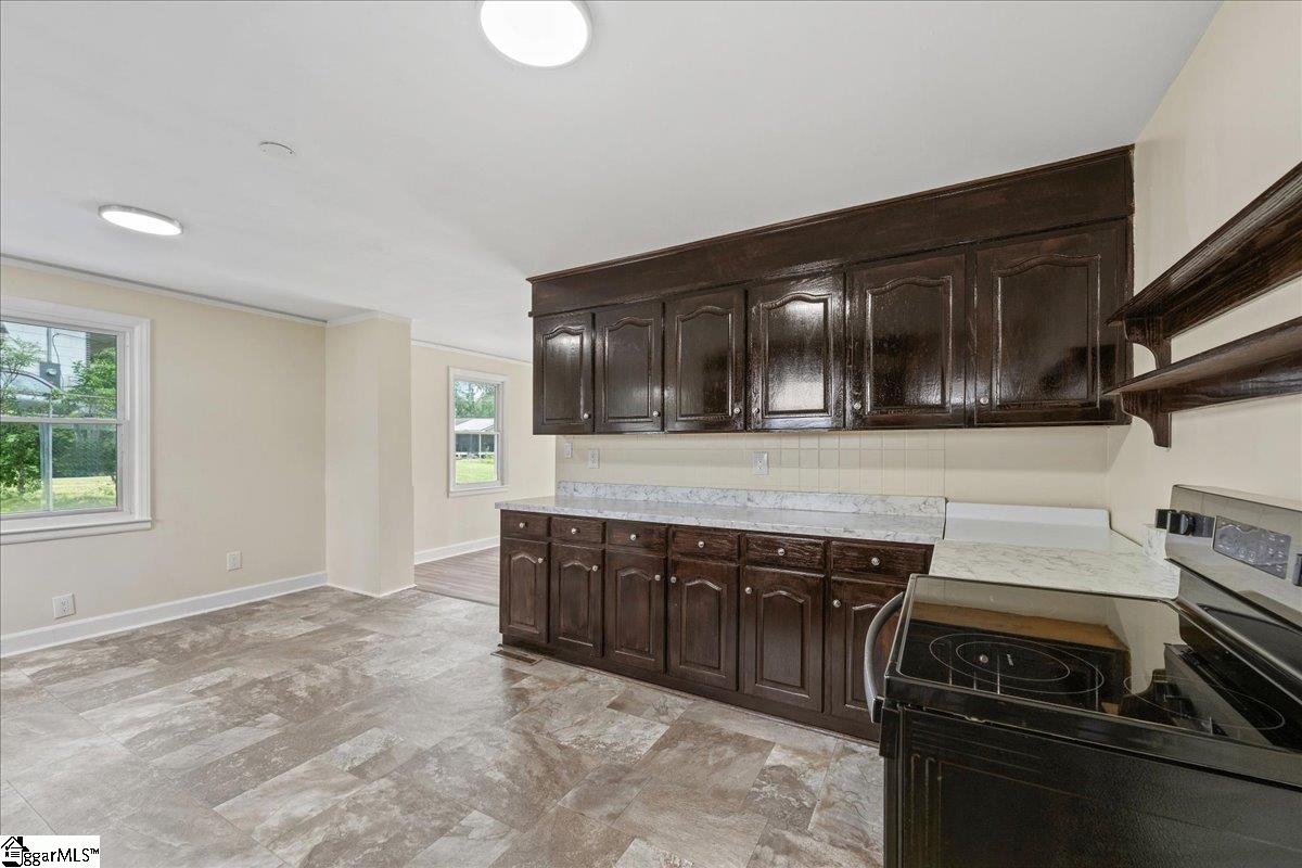 108 State Rd S-42-2623 Greer, SC 29651 - Photo 11 of 34