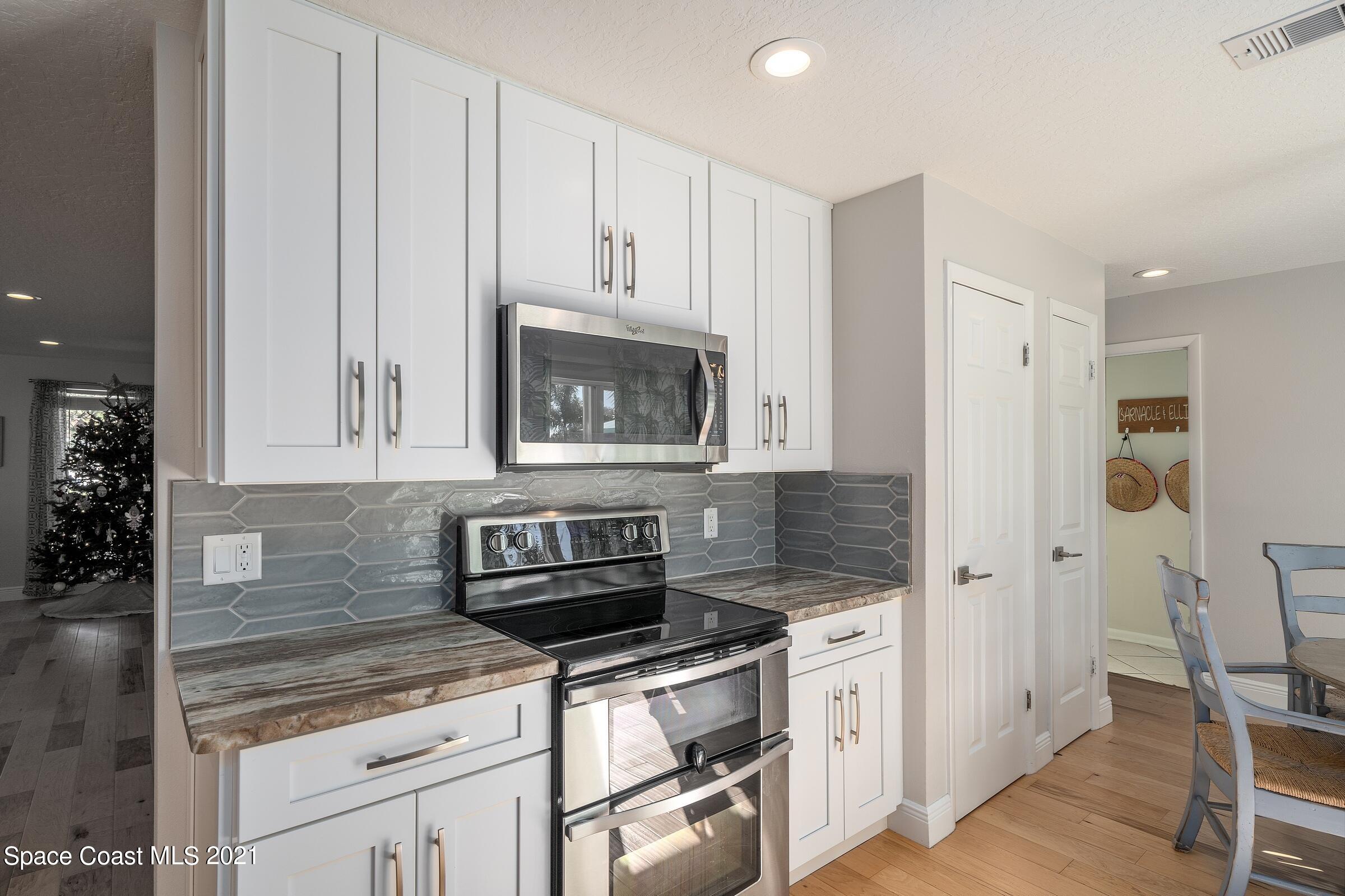 203 Sand Pine Road Indialantic, FL 32903 - Photo 6 of 27 5 - 203 Sand Pine Rd (28)