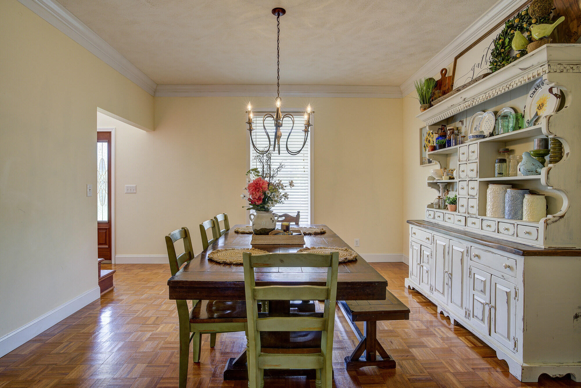 2534 Siam Road Elizabethton, TN 37643 - Photo 11 of 61 Dining
