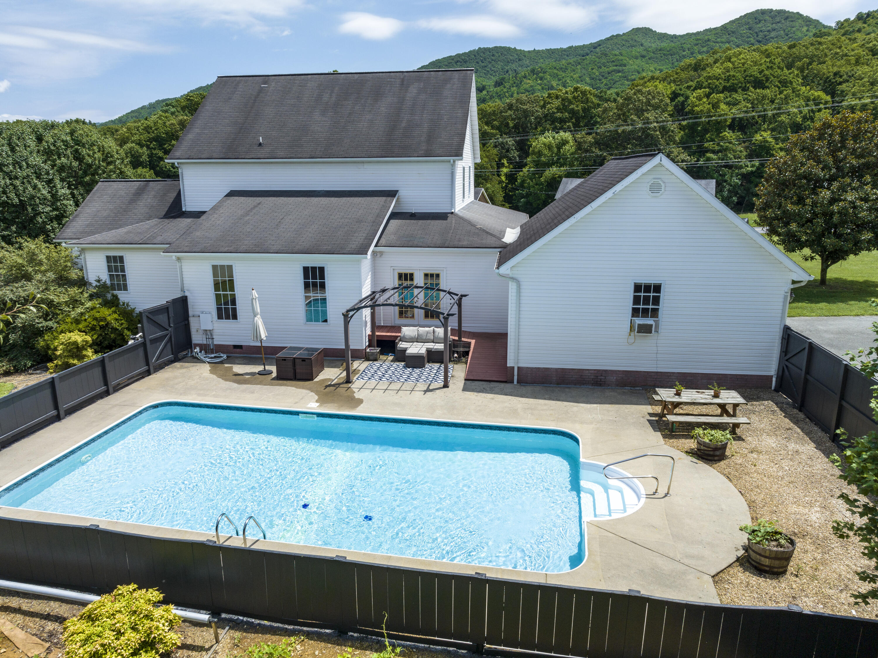 2534 Siam Road Elizabethton, TN 37643 - Photo 54 of 61 Siam_Aerials-5