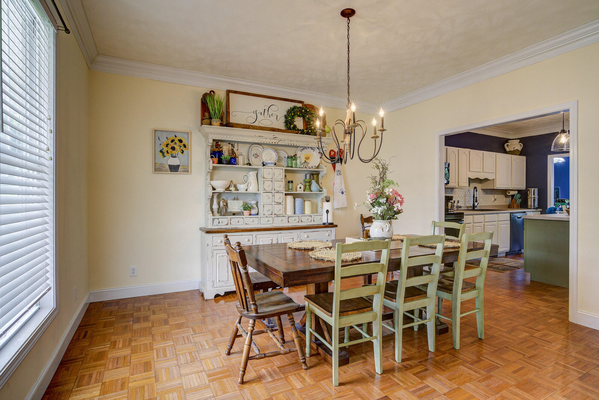 2534 Siam Road Elizabethton, TN 37643 - Photo 10 of 61 Dining