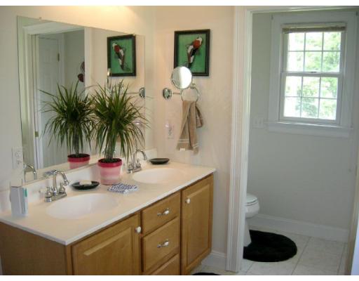 12 Hunter's Ridge Southwick, MA 01077 - Photo 17 of 30 Gallery Image 17