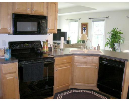 12 Hunter's Ridge Southwick, MA 01077 - Photo 10 of 30 Gallery Image 10