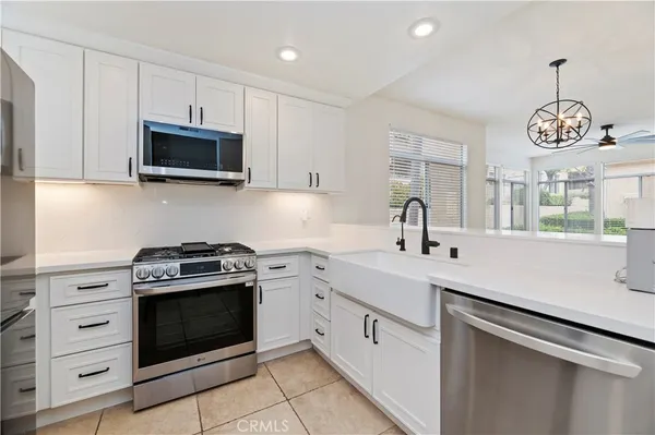 $534,900 | 1151 Veramar Court, Unit 101, Corona, CA 92882