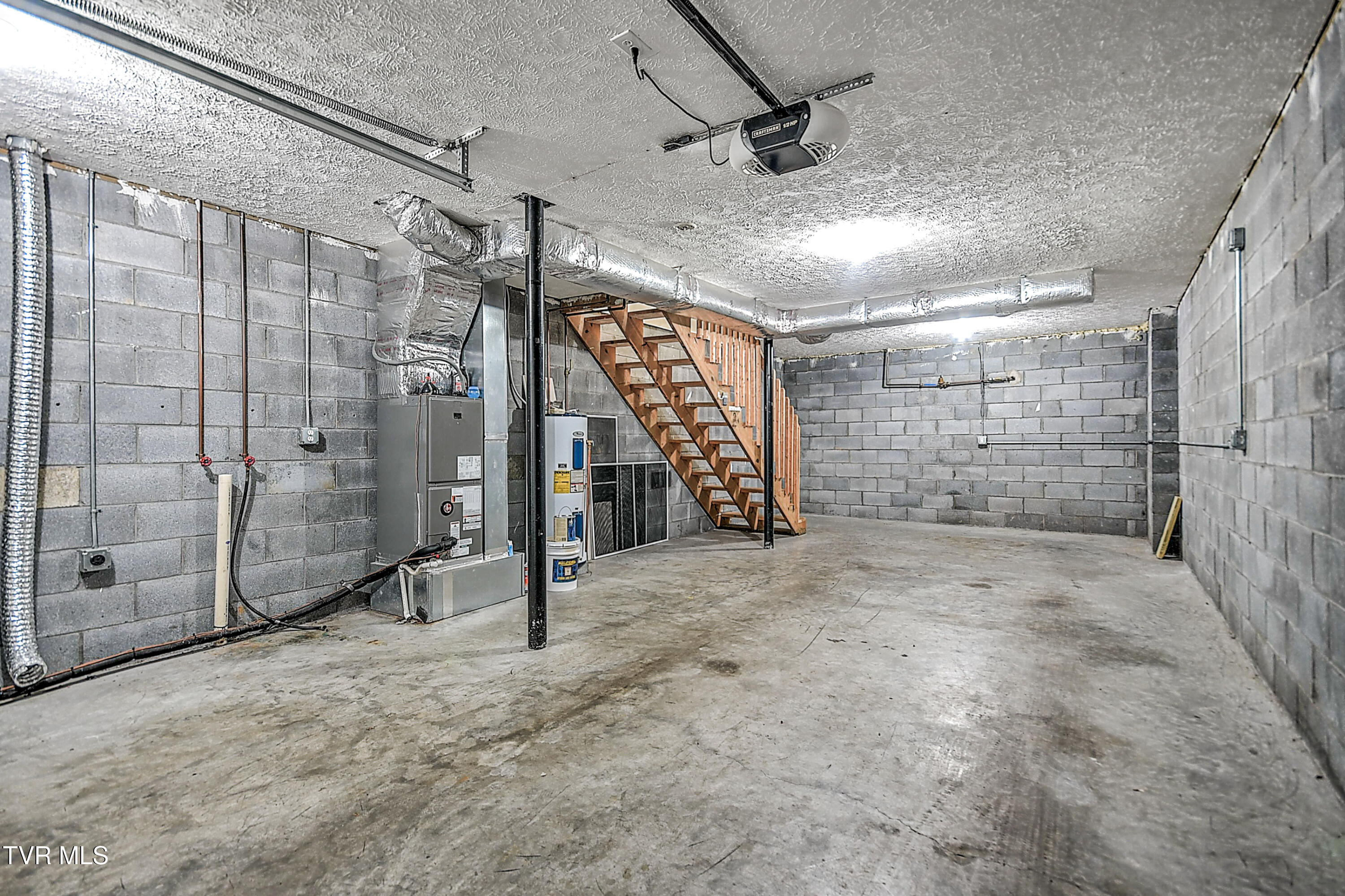 531 Beaverview Drive Bristol, VA 24201 - Photo 31 of 35 531 Bearview DB-35