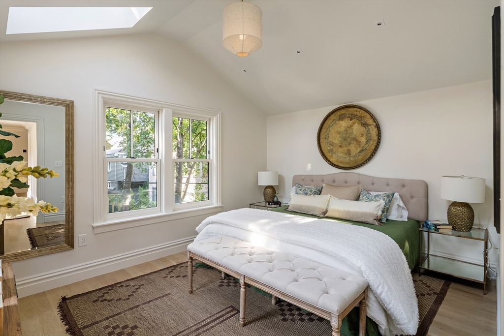 67 Inman Street Cambridge, MA 02139 - Photo 11 of 27