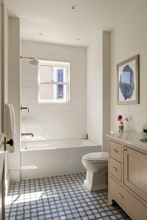 67 Inman Street Cambridge, MA 02139 - Photo 14 of 27