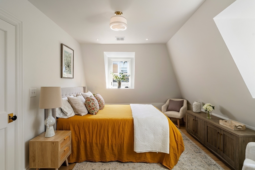 67 Inman Street Cambridge, MA 02139 - Photo 19 of 27