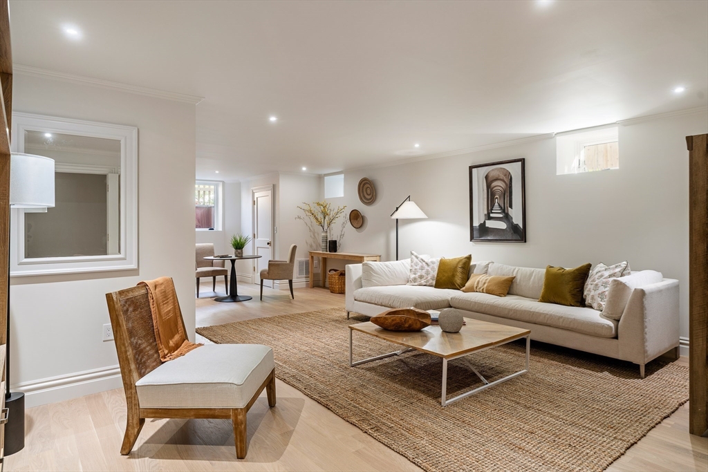 67 Inman Street Cambridge, MA 02139 - Photo 22 of 27