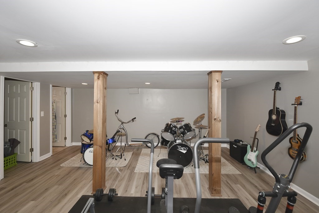 51 Dellwood Road Worcester, MA 01602 - Photo 26 of 36