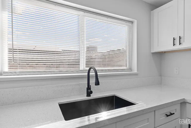 $349,900 | Undisclosed Address, Bakersfield, CA 93305