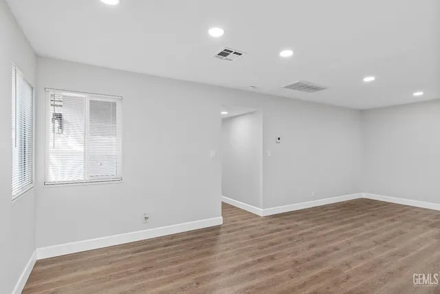 $349,900 | Undisclosed Address, Bakersfield, CA 93305