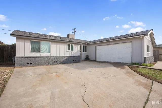 $349,900 | Undisclosed Address, Bakersfield, CA 93305