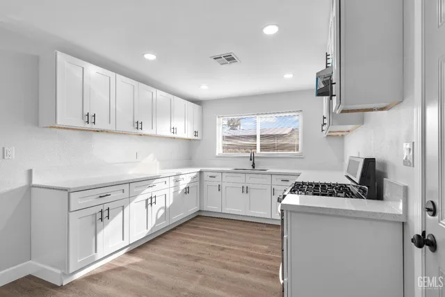 $349,900 | Undisclosed Address, Bakersfield, CA 93305