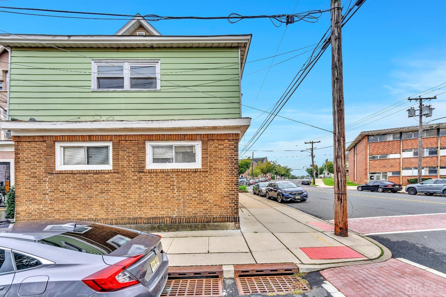 171 North Stevens Ave