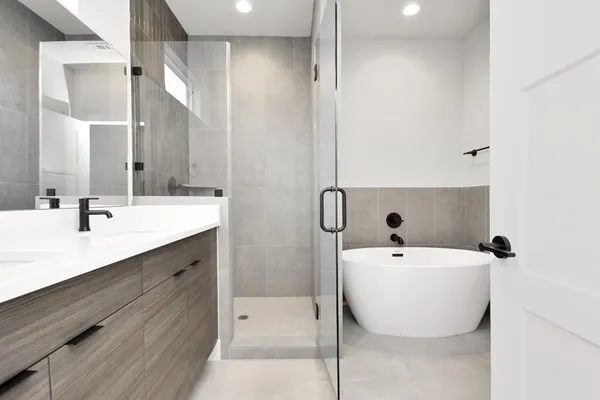 $2,300 | 313 Charlock Street, Houston, TX 77022