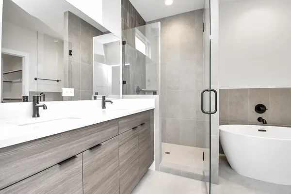 $2,300 | 313 Charlock Street, Houston, TX 77022
