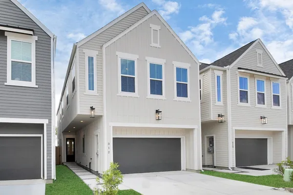 $2,300 | 313 Charlock Street, Houston, TX 77022