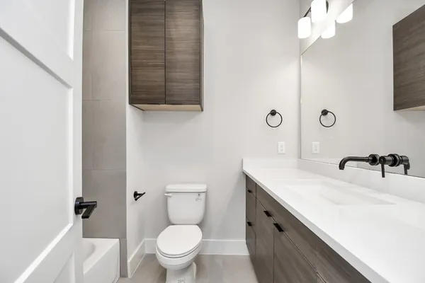 $2,300 | 313 Charlock Street, Houston, TX 77022