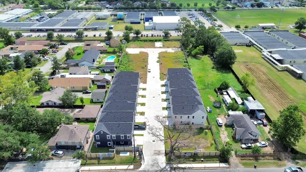 $2,300 | 313 Charlock Street, Houston, TX 77022