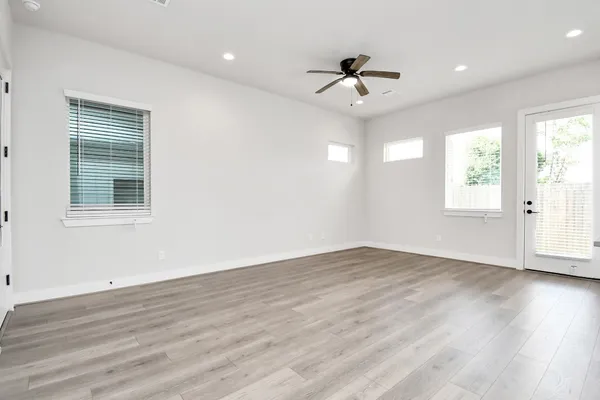 $2,300 | 313 Charlock Street, Houston, TX 77022