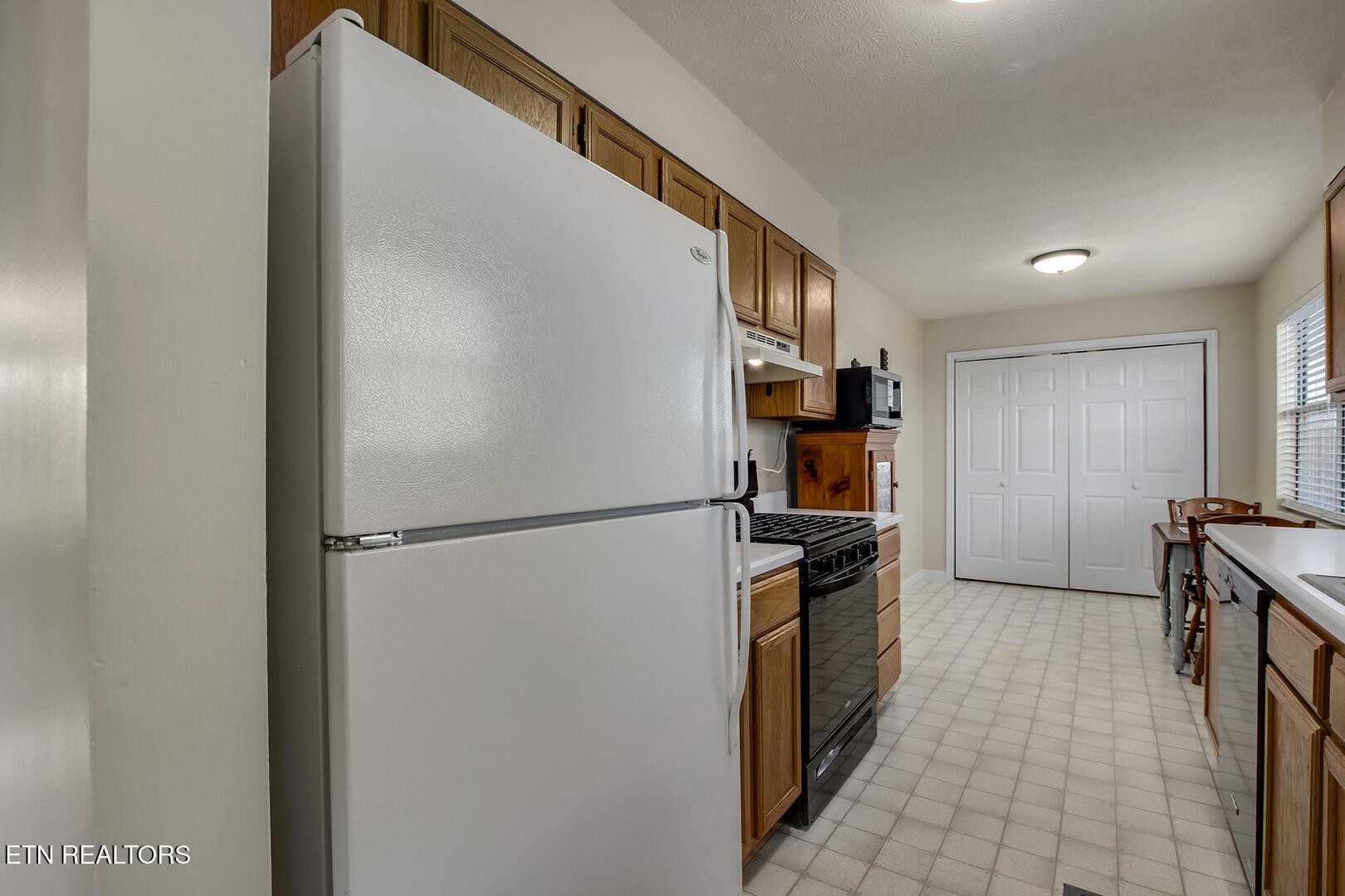 8664 Roberson Spring Road Loudon, TN 37774 - Photo 15 of 46 Gallery Image 15