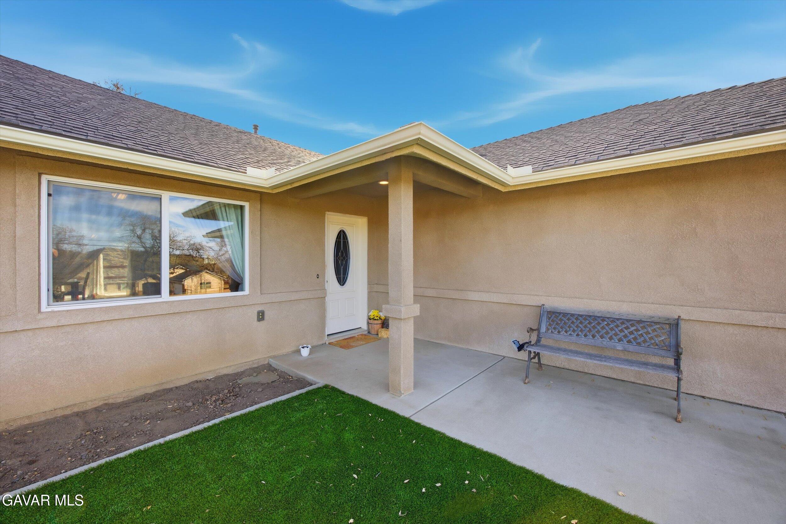 17820 Bold Venture Drive Tehachapi, CA 93561 - Photo 17 of 50 a view of an outdoor space and a backyard