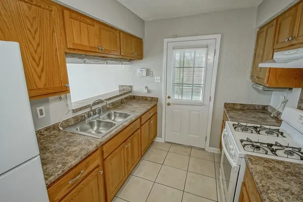 $1,600 | 1904 Joseph Drive, St. Bernard, LA 70085