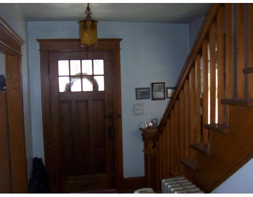 28 Brooks Street Springfield, MA 01109 - Photo 4 of 7