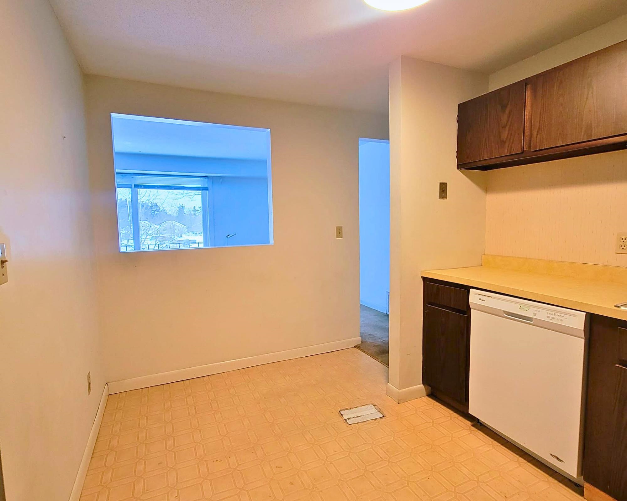 5 Brookside Drive, Unit 9 Exeter, NH 03833 - Photo 3 of 21