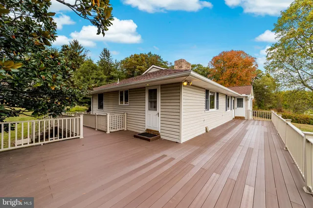 $599,999 | 20 Highview Drive, Telford, PA 18969