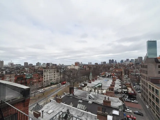 a picture of city view