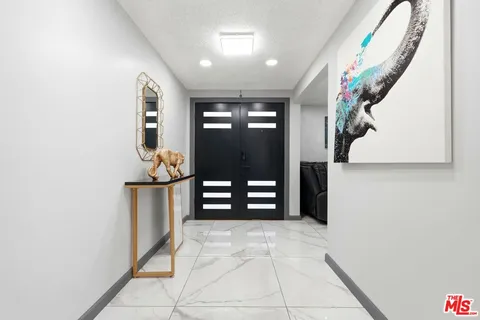 $849,999 | 18720 Chase Street, Northridge, CA 91324