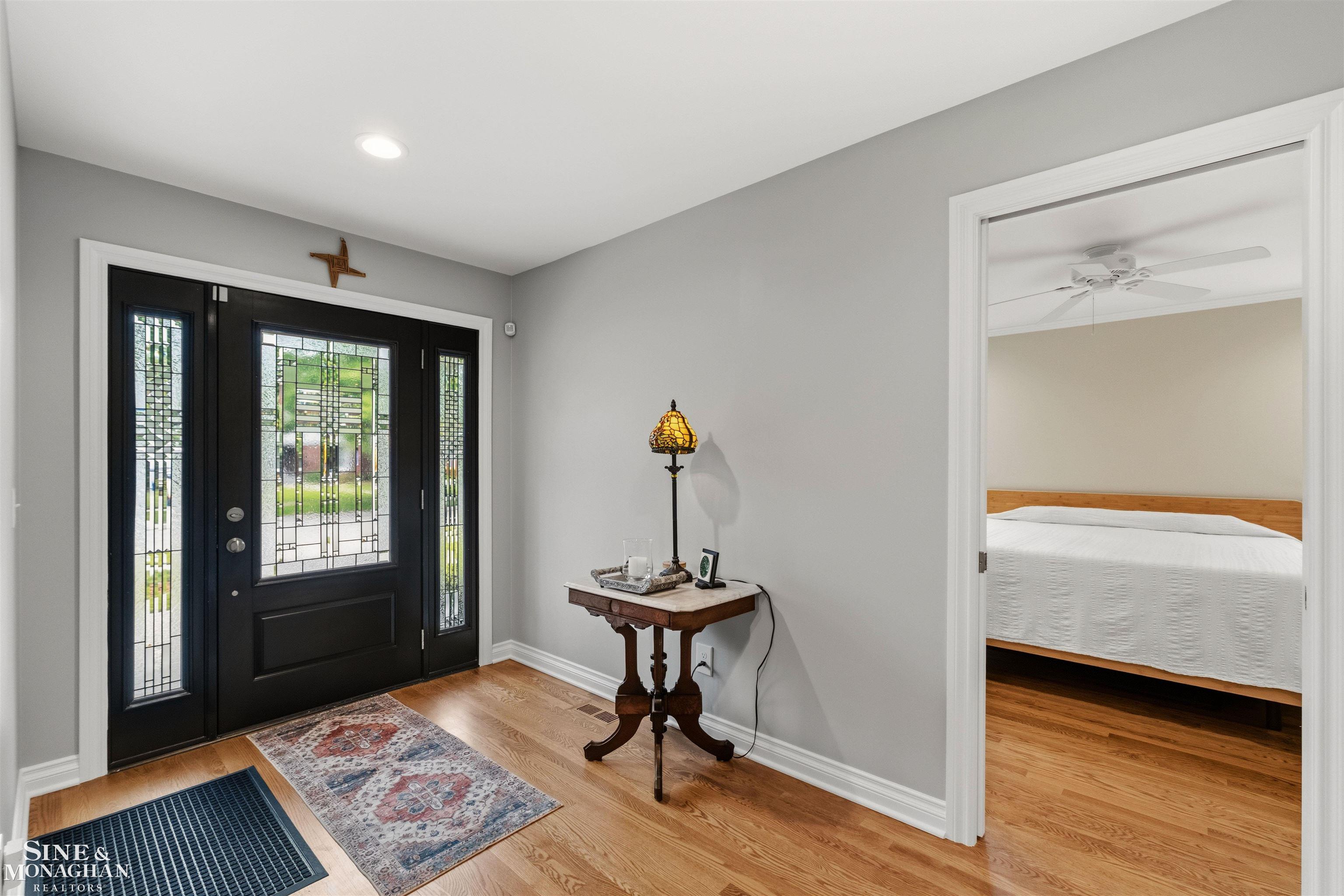 1061 North Renaud Road Grosse Pointe Woods, MI 48236 - Photo 3 of 63