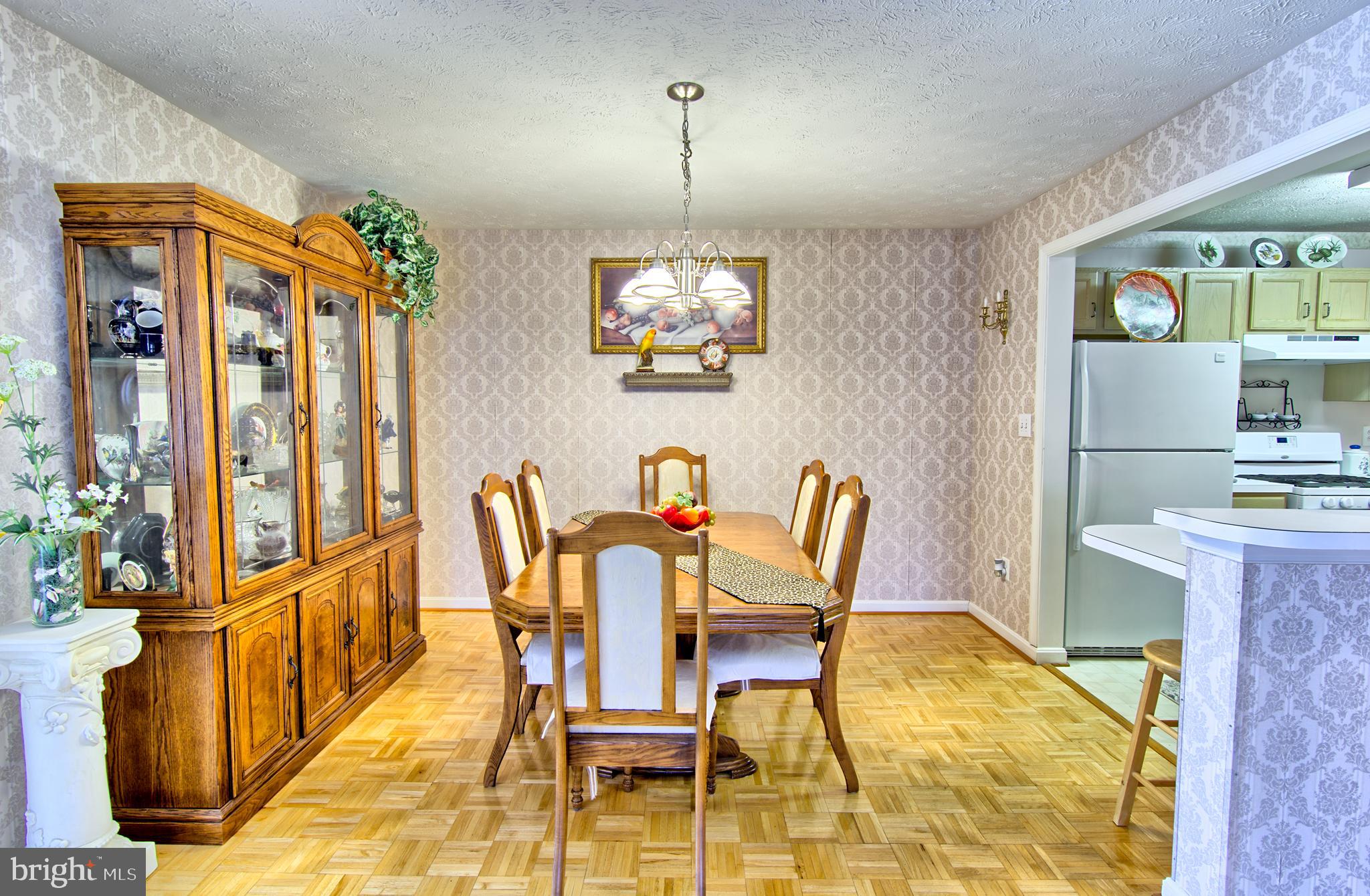 826 Kennington Road Reisterstown, MD 21136 - Photo 6 of 29 Open Living / Dining Combo