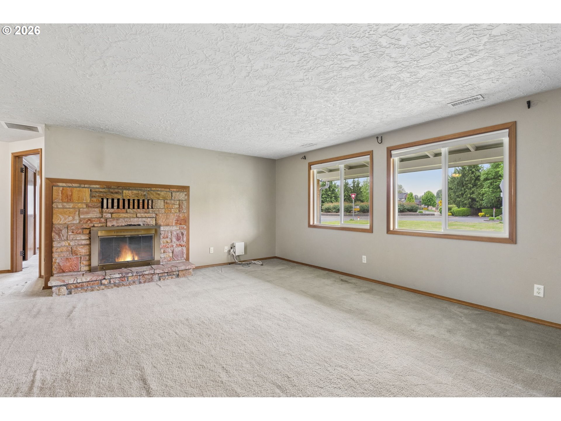 302 Insel Road Woodland, WA 98674 - Photo 7 of 42 Living Room
