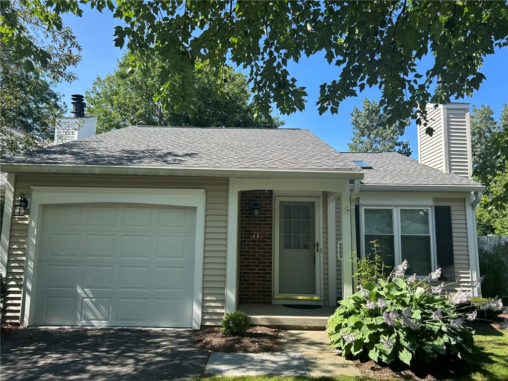 11 Walnut Circle Webster, NY 14580 - Photo 1 of 15