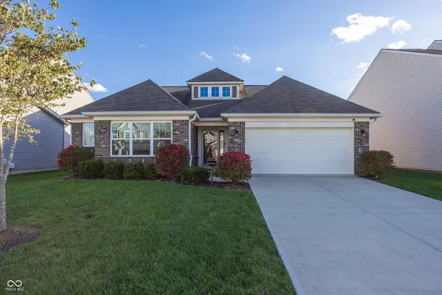 $329,000 | 10451 Pintail Lane, Indianapolis, IN 46239