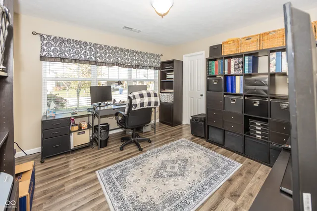 $329,000 | 10451 Pintail Lane, Indianapolis, IN 46239